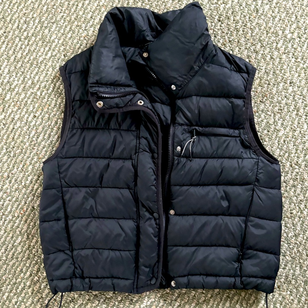 ZARA black crop puffy vest